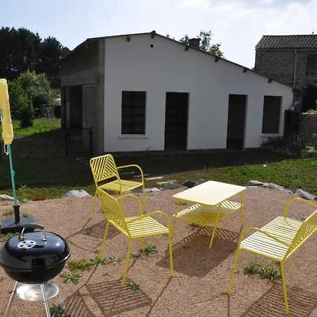 285 - De La Rue Du Chateau Ferienhaus Aizenay