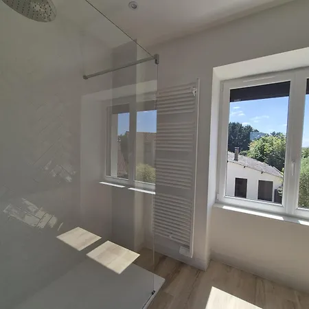 285 - De La Rue Du Chateau Ferienhaus Aizenay