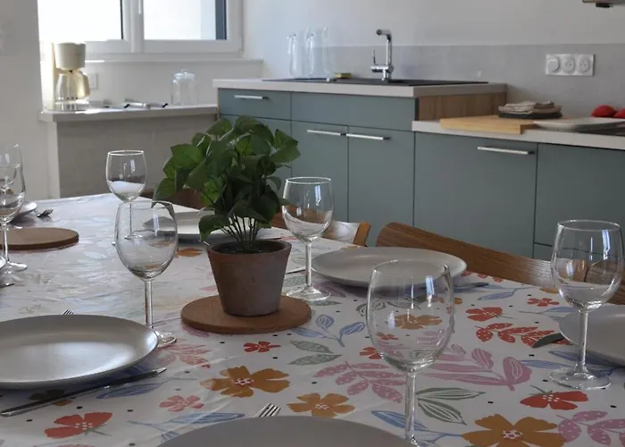 285 - De La Rue Du Chateau * Aizenay